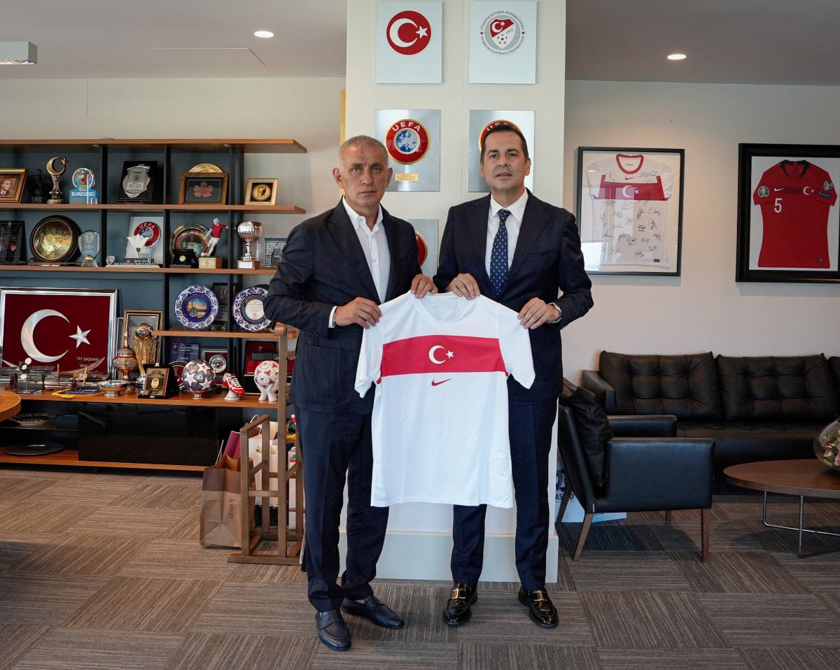 antalyaspor-baskani-percin-tff-baskani-haciosmanoglunu-ziyaret-etti-2.jpg