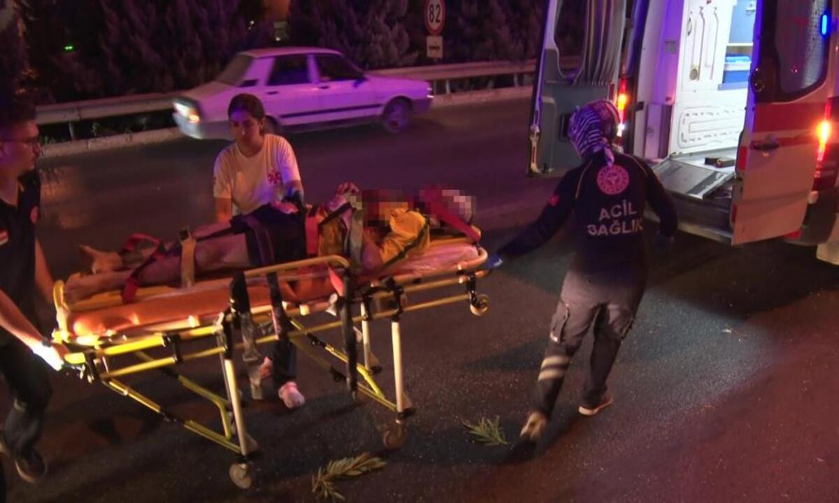 antalyada-kaza-yapan-aracta-kardesler-sikisti-4.jpg