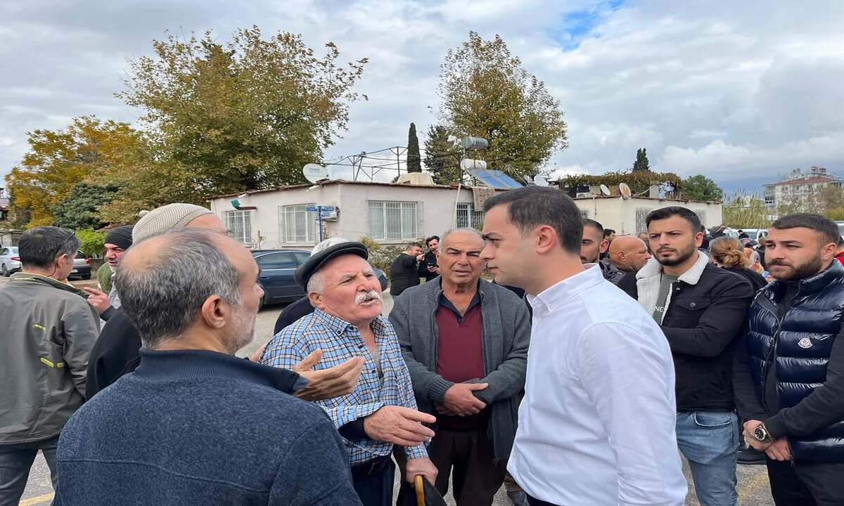chp-muratpasa-ilce-baskani-kiran-akp-pazara-cikamiyor-3.jpg
