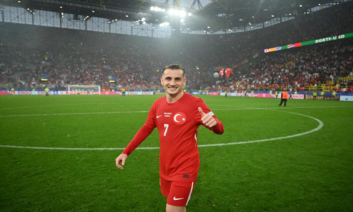 fenerbahce-kerem-akturkoglu-konusunda-benfica-ile-anlasmaya-cok-yakin-2.jpg