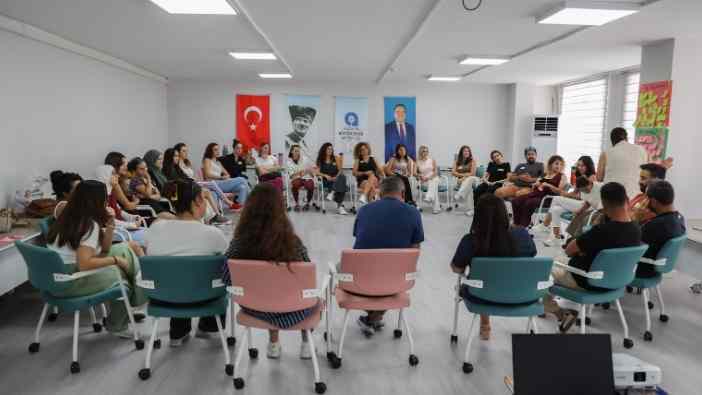 antalyada-gencler-avrupa-birligi-projeleri-icin-egitim-aliyor-1.jpg