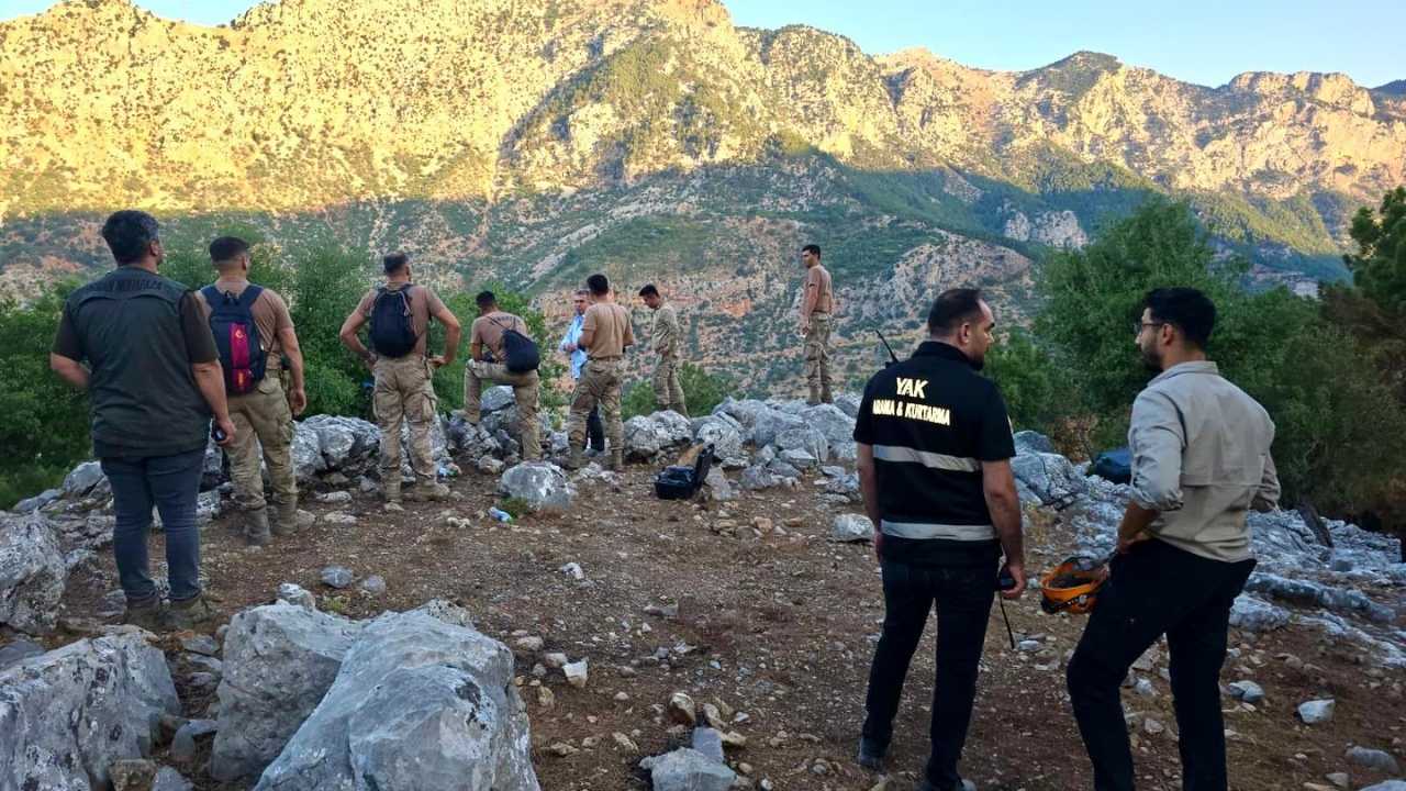 adana-kozanda-kayip-orman-iscisi-10-saat-sonra-sag-bulundu3.jpg