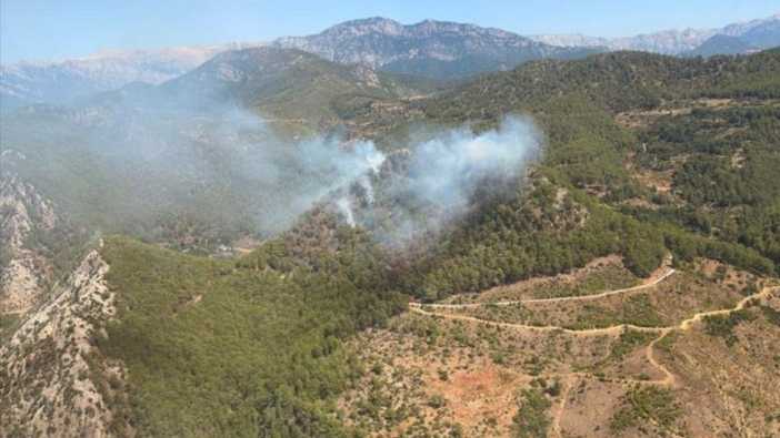 mersin-anamurda-orman-yangini-cikti-2.jpg