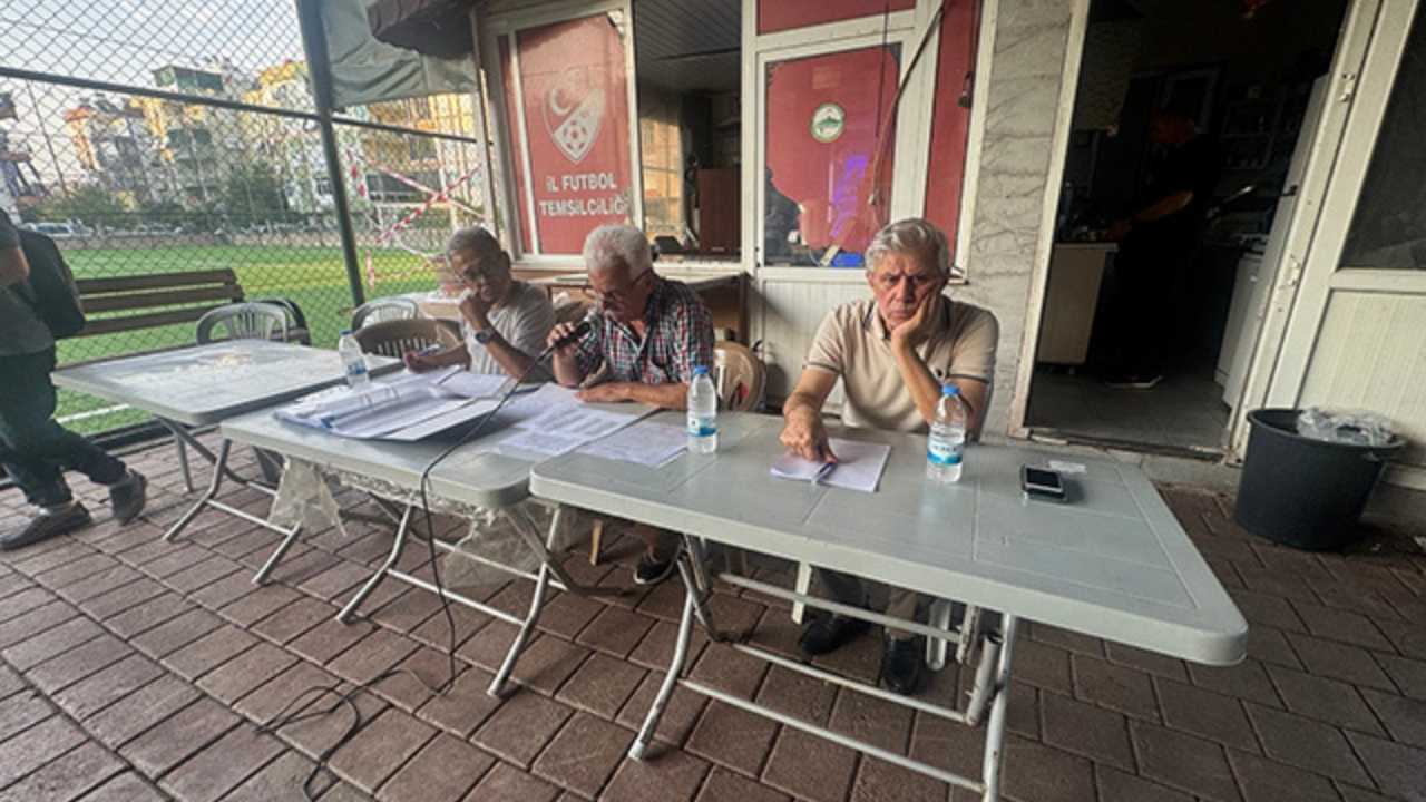 metin-bulut-25-yilinda-yeniden-antalya-askf-baskani2.jpg