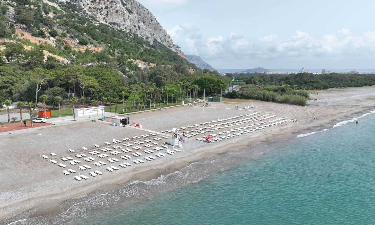 antalya-sarisu-kadinlar-plajinda-hijyen-skandali-tepkilere-sasirtan-cevap-5.jpg