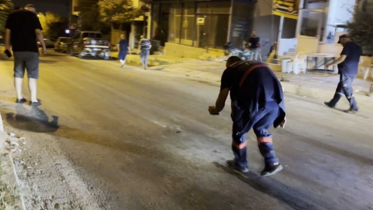hatayda-kazada-kopan-parmak-telefon-fenerleriyle-arandi2.jpg