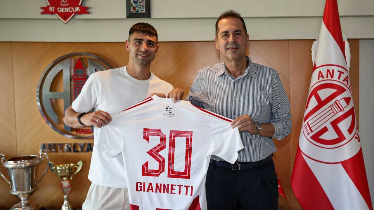 antalyaspor-savunmasina-arjantinli-tecrubeli-stoper-dokunusu2.jpg