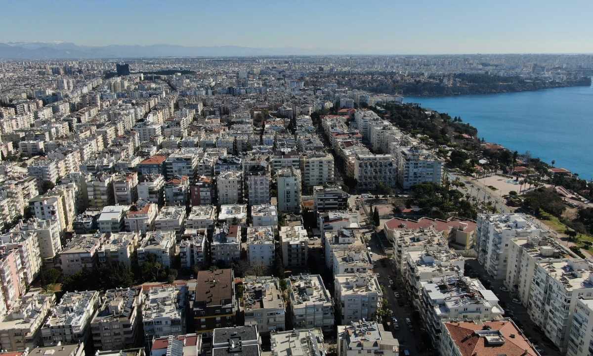 yabancilarin-antalya-aski-suruyor-konut-satisinda-zirvede.jpg