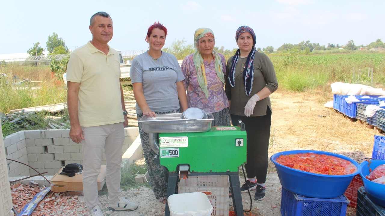 salca-yapimi-artik-dakikalar-suruyor-antalyada-ucretsiz-uygulama.jpg