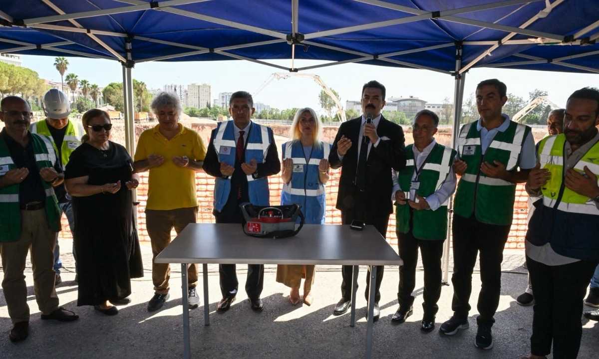 antalyaya-900-yatakli-hastanenin-temeli-atildi-2026-sonunda-hizmete-acilacak-3.jpg