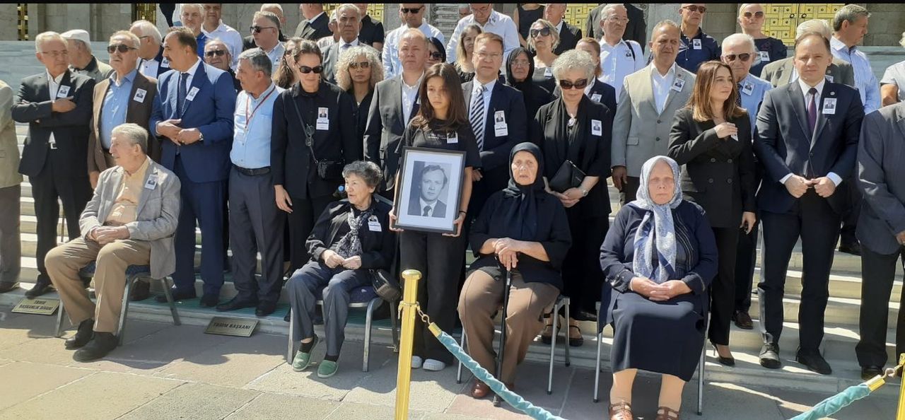 eski-bakan-hasan-akyol-tbmmden-son-yolculuguna-ugurlandi-2.jpg