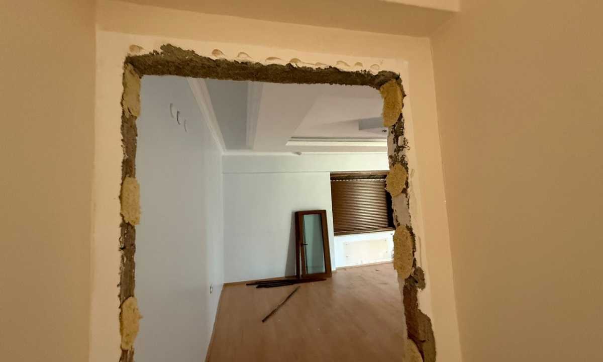 ispartada-400-bin-tllik-vandalizm-ev-hayali-kabusla-basladi2.jpg