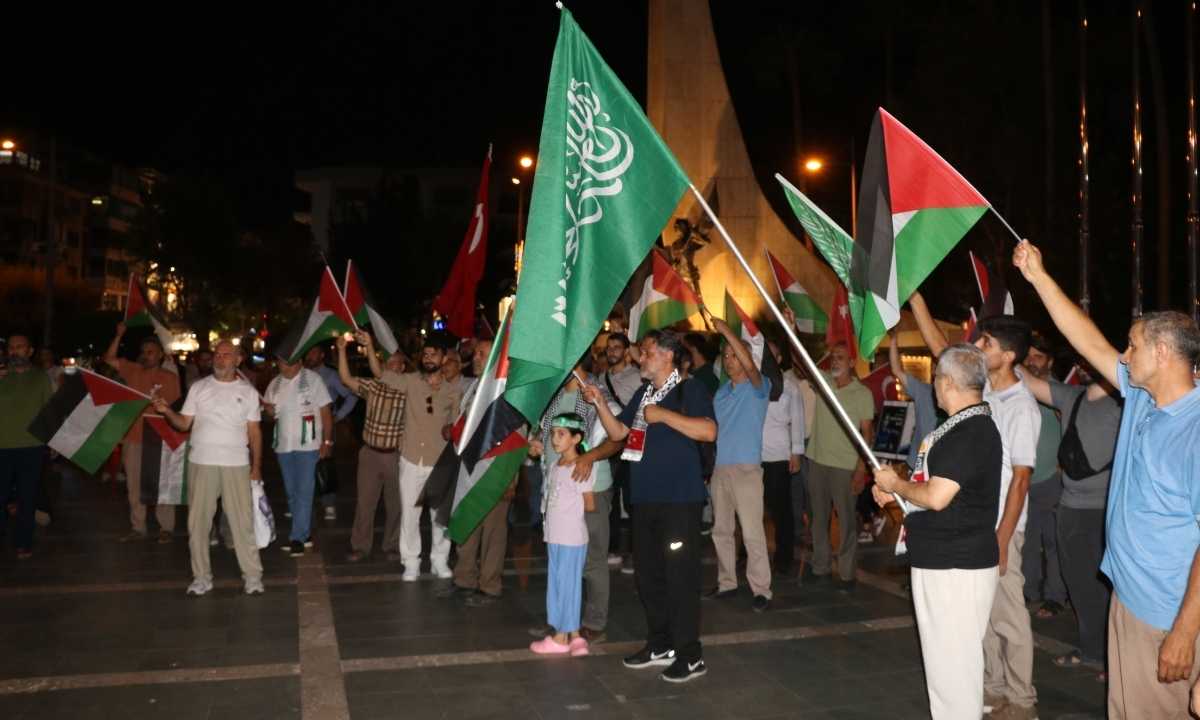 alanyada-israil-protestosu-238-gazeteci-anildi-2.jpg
