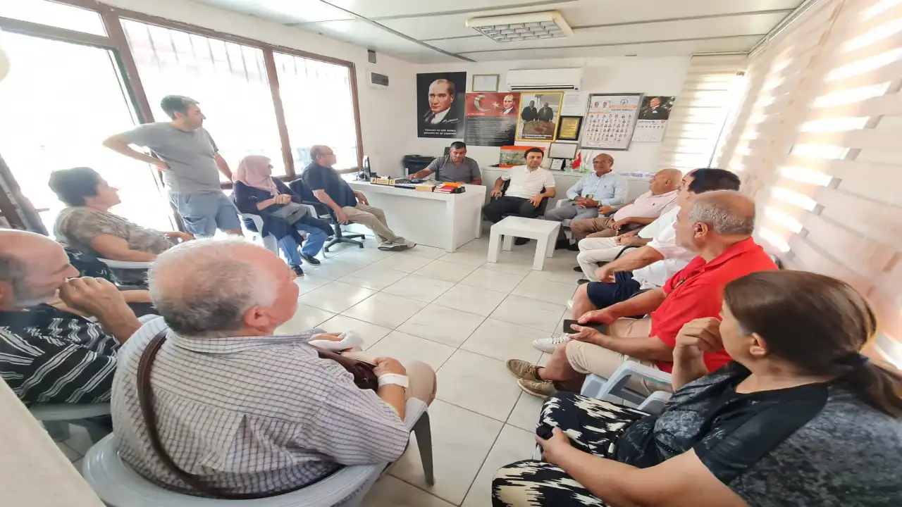 milletvekili-mustafa-koseden-yesildere-mahallesine-ziyaret-2.webp