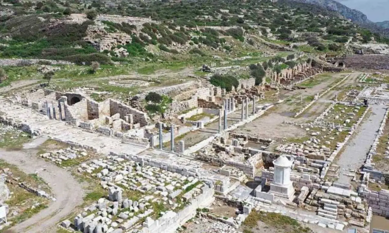 akdenizgercekburdurun-binlerce-yillik-antik-kenti-kremnada-tarih-uyaniyor3.webp