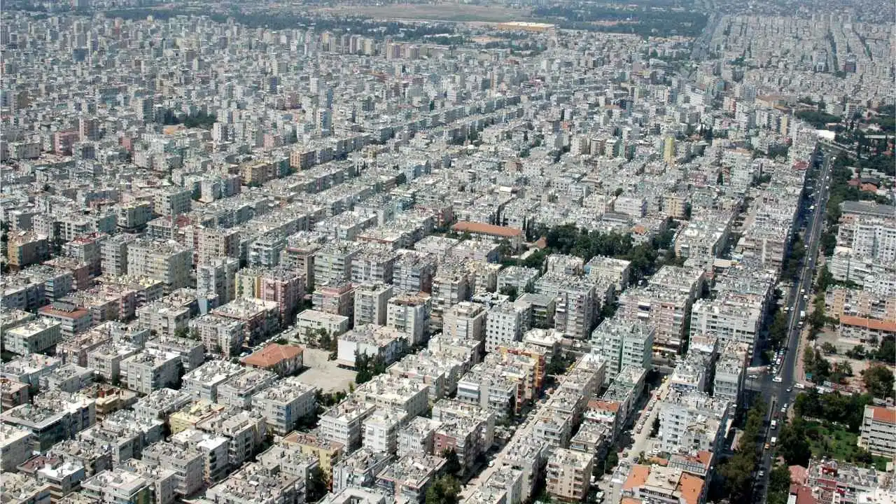 antalyada-konut-talebi-suruyor-5-bin-daireye-ruhsat-verildi-2-gazete.webp
