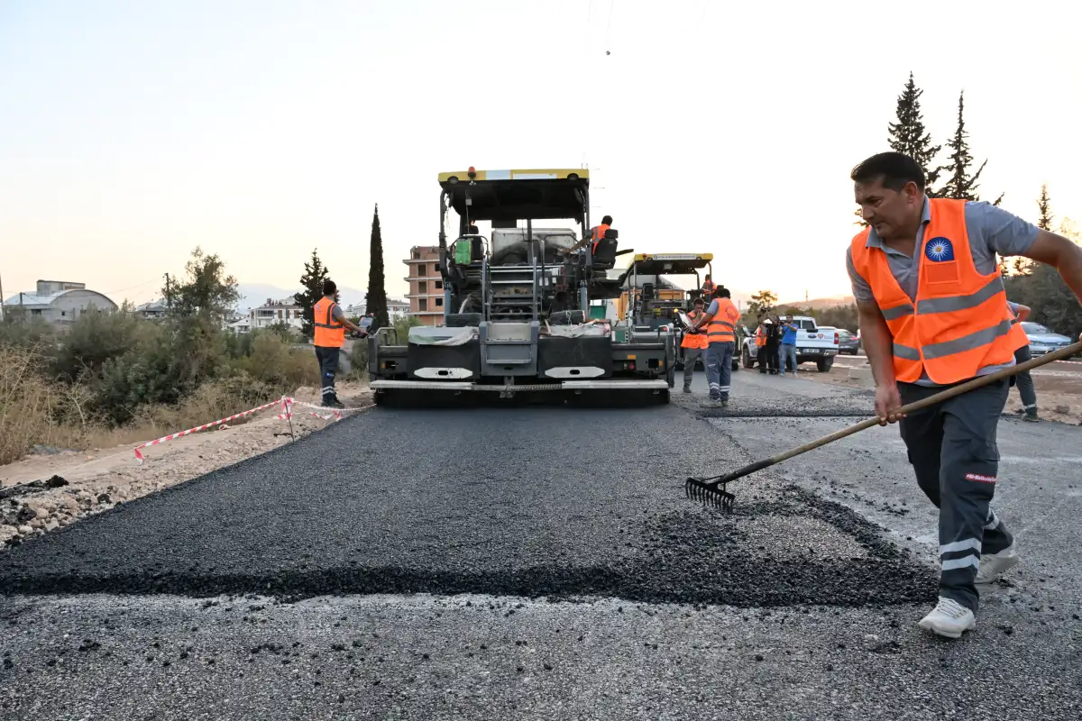 antalya-sehir-hastanesi-yolu-yenileniyor-1-1.webp