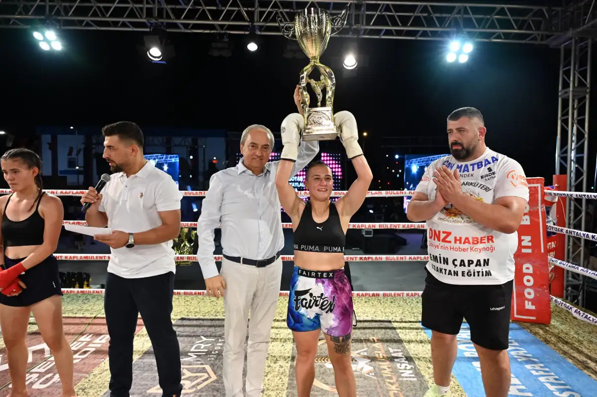kepezde-unutulmaz-kick-boks-gecesi-2.webp