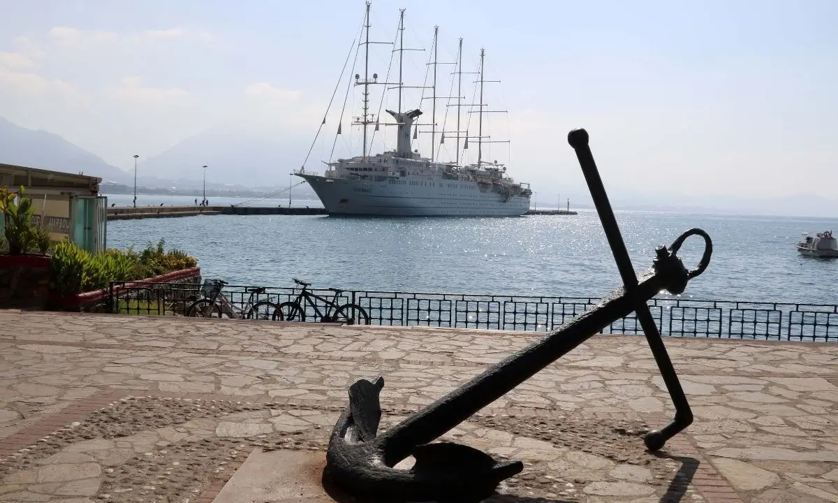 dunyanin-en-buyuk-yelkenlilerinden-club-med-2-alanyada-2.webp