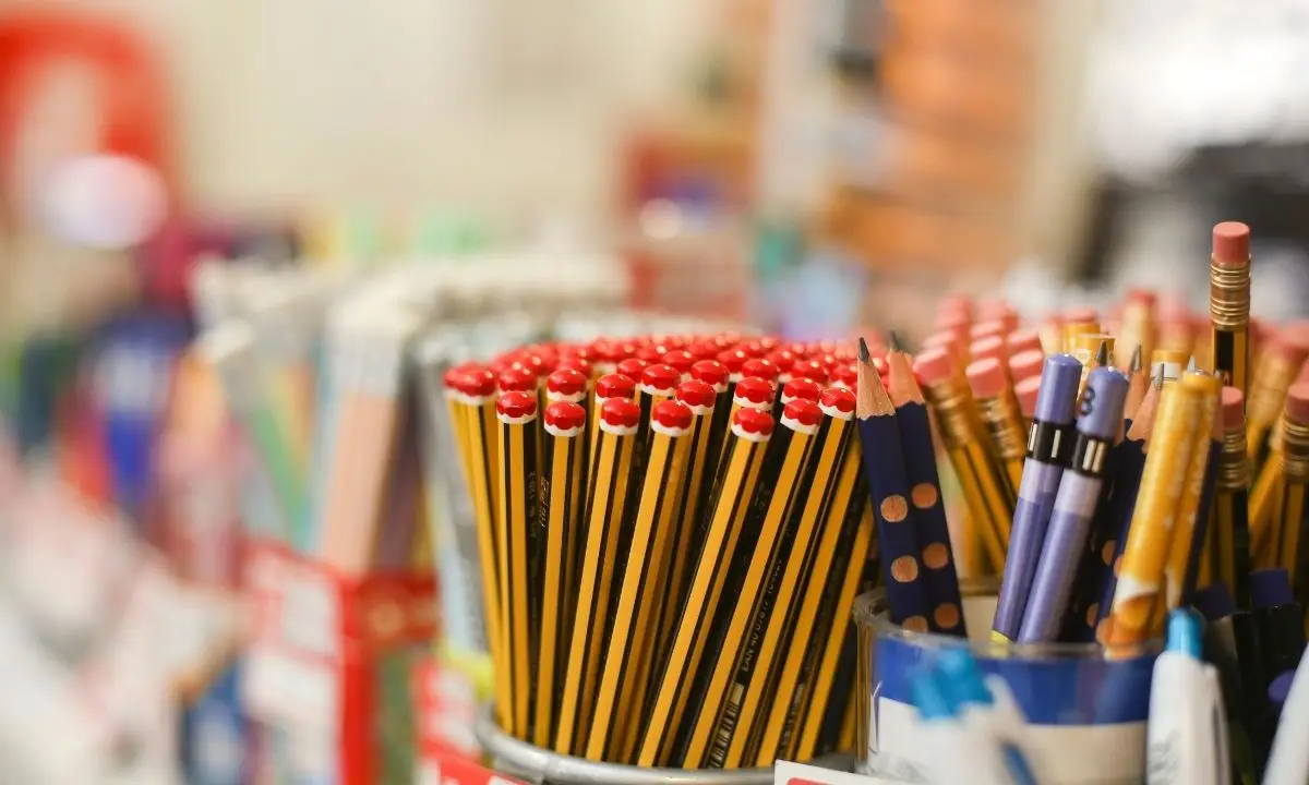 Bu Yıl Okul Alışverişi Kaça Mal Olacak? 2025 Okul Kırtasiye Fiyatlarında Son Durum