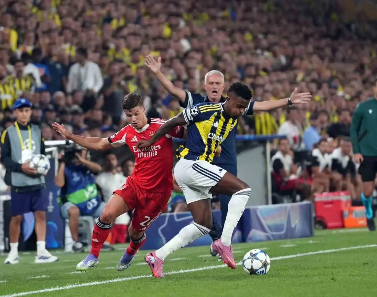benfica-fenerbahce-maci-ne-zaman-saat-kacta-hangi-kanalda-3.webp