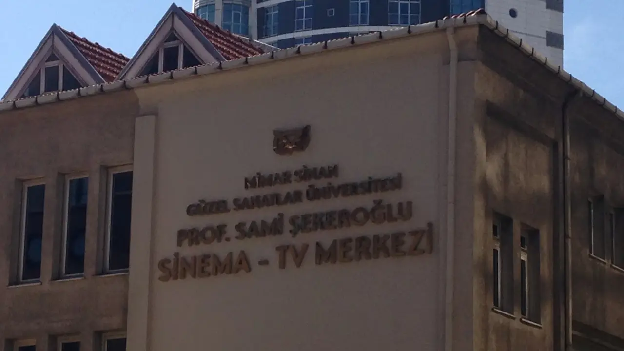 sami-sekeroglu-sinema-tv-merkezi-yikiliyor-sanatcilara-cagri-yapildi-3.webp