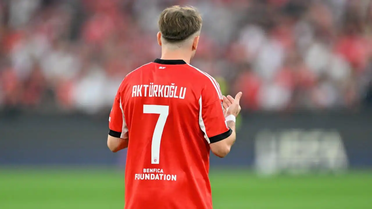 benfica-fenerbahceyi-eledi-kerem-akturkoglu-fotografta-neden-yoktu-2.webp