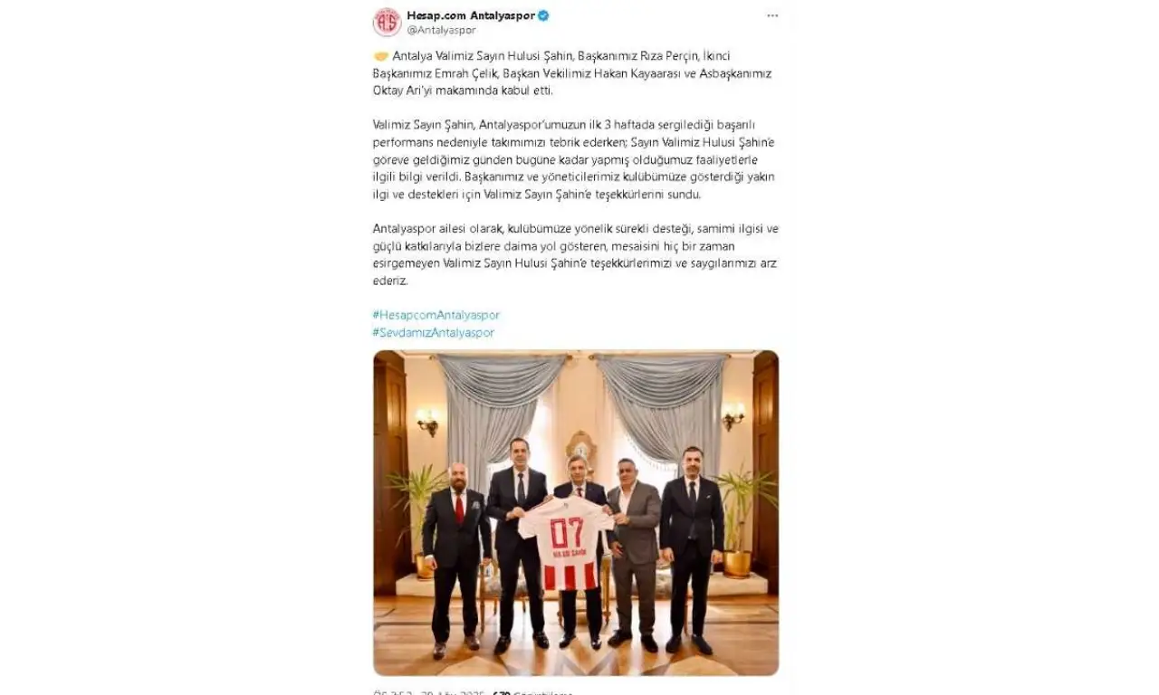 akdenizgercekantalyaspor-yonetimi-vali-hulusi-sahini-ziyaret-etti2.webp