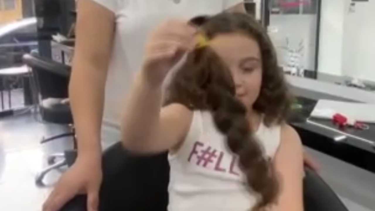 Antalya’da Minik Asel’den Büyük Kalpli Davranış 2