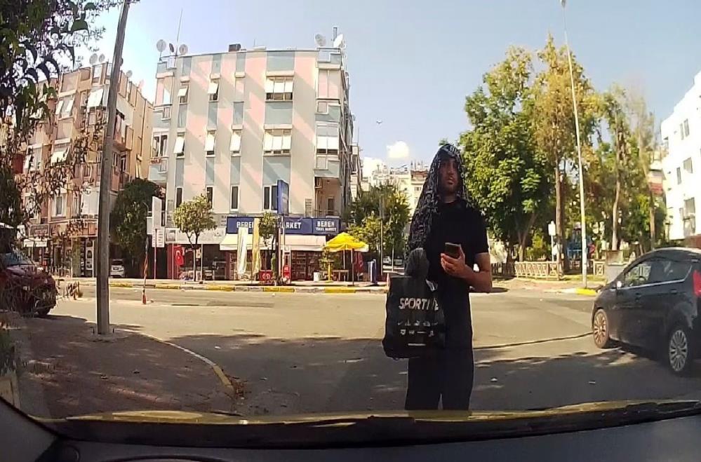 Antalya'da Boğazından Bıçaklanarak Öldür*lmüştü! Yakalanan Zanlı Tutuklandı