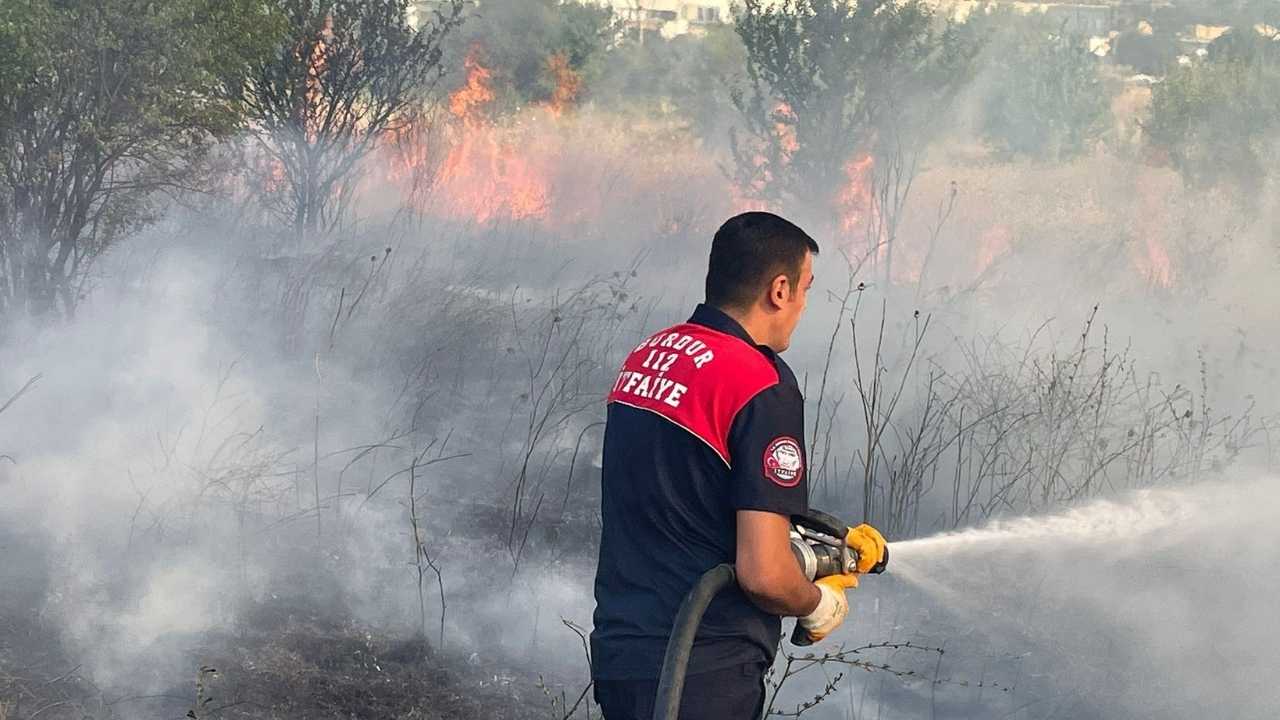Burdur’da 50 Dönümün Kül Olduğu Yangının Nedeni Araştırılıyor 2