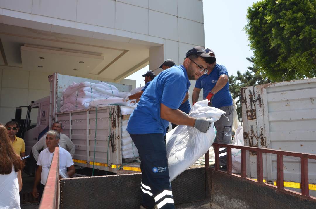 Antalya’da Tarıma 10 Tonluk Doğal Destek 2