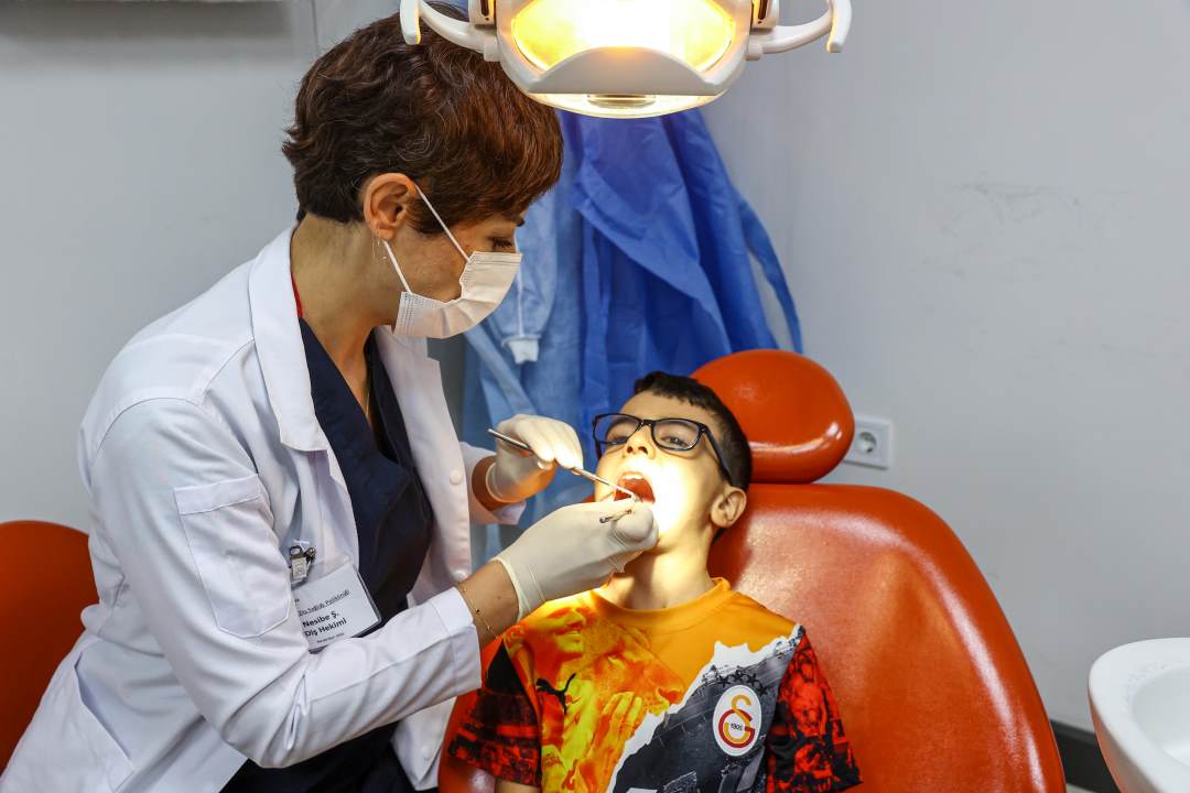 Antalya'da Ücretsiz Sağlık Hizmetinden Binler Yararlandı 3