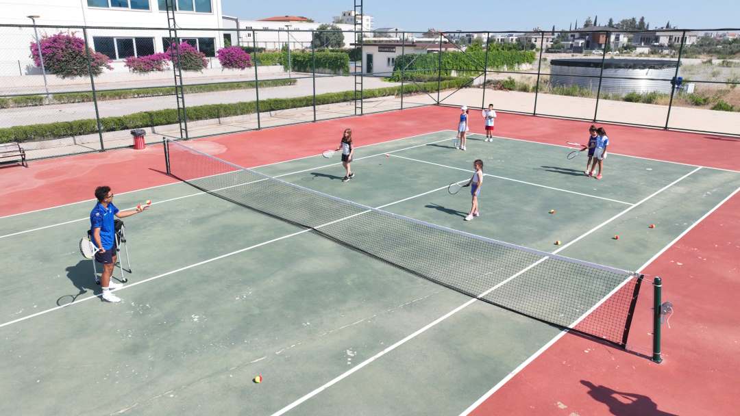 Antalya’da Ücretsiz Tenis Keyfi 7’Den 70’E Herkese Açık 1