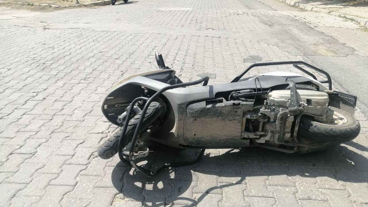 Isparta'da Motosiklet Kazası Ucuz Atlatıldı
