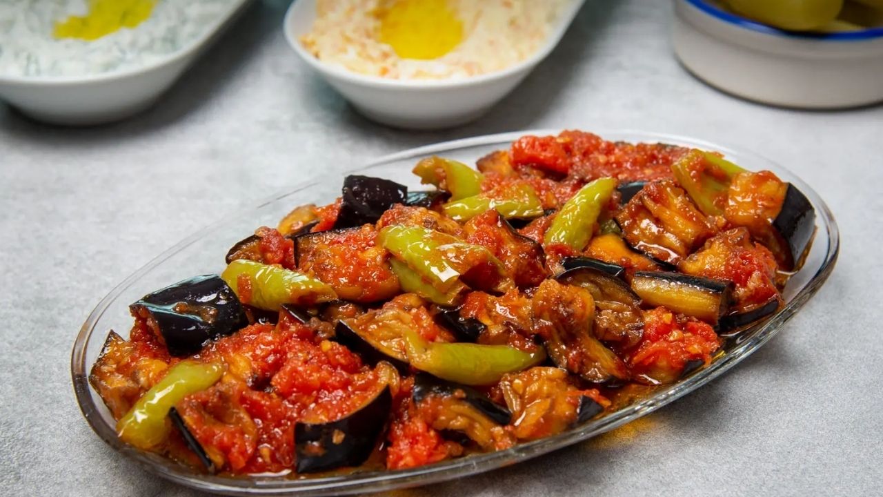 Şakşuka Nedir, Nasıl Yapılır En Lezzetli Şakşuka Tarifi Ve Kökeni (5)