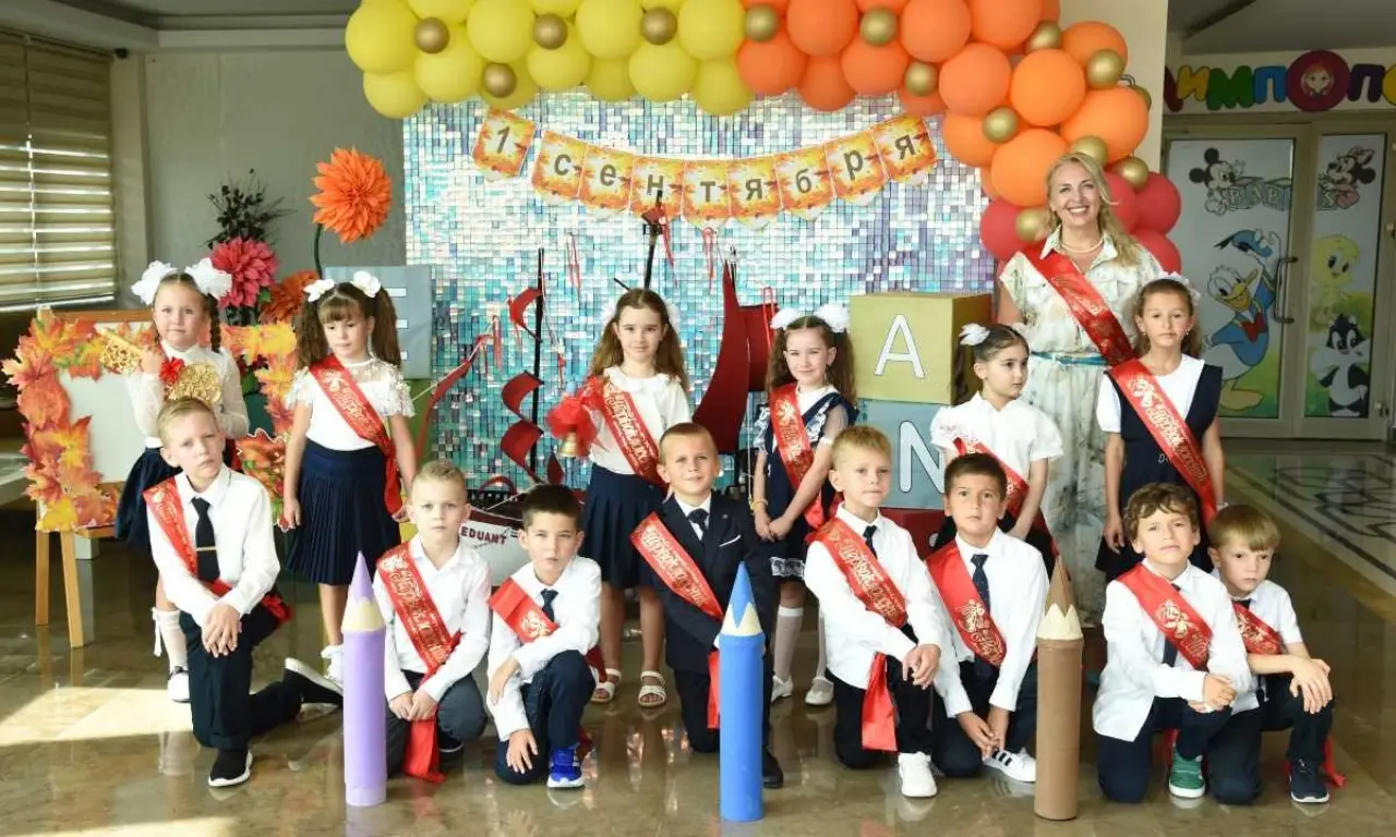 akdenizgercekantalyadaki-rus-okullari-2025-2026-egitim-yilina-basladi2.webp