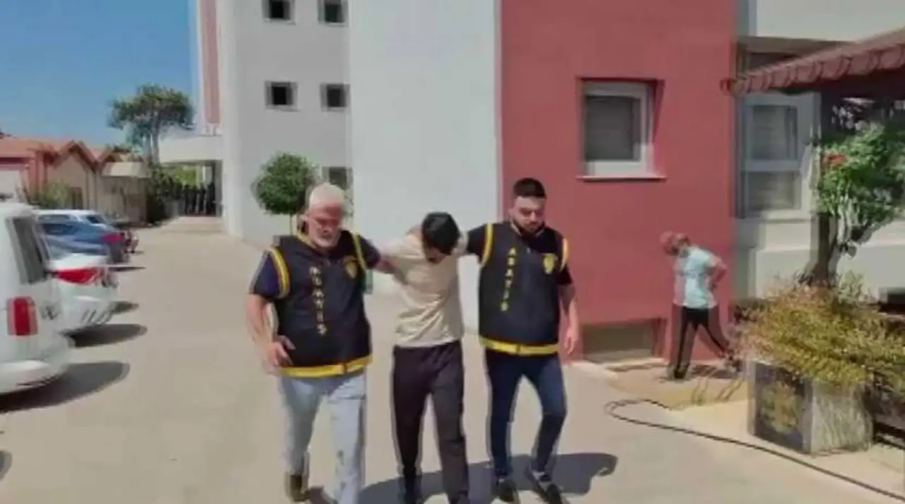 akdenizgercekadanada-eve-tirmanan-hirsizin-3.webp