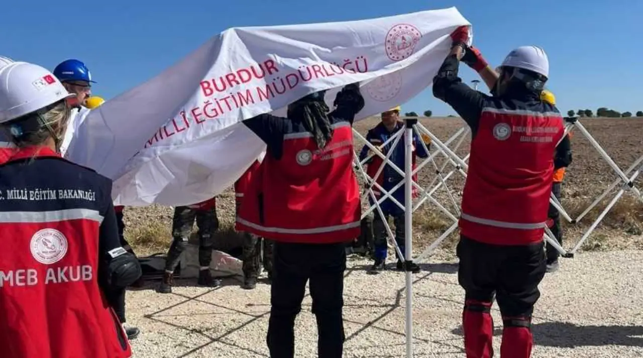 akdenizgercekburdurda-afet-hazirligi-icin-kritik-adim2-001.webp