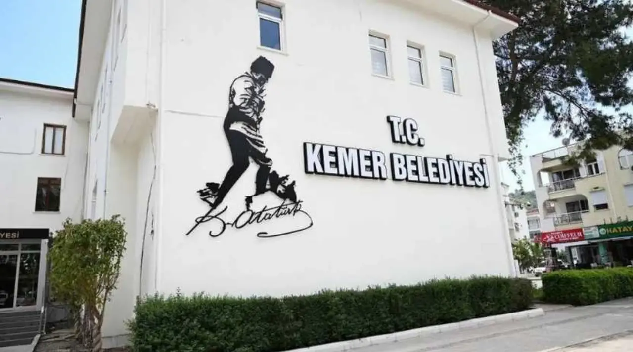 akdenizgercekkemer-belediyesinden-ogrencilere-burs-mujdesi3.webp