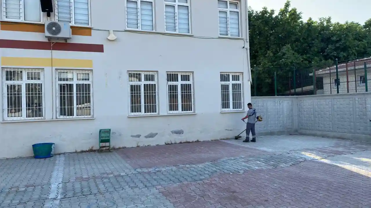 akdenizgercek-antalyada-okullar-yeni-egitim-yilina-hazir-3.webp