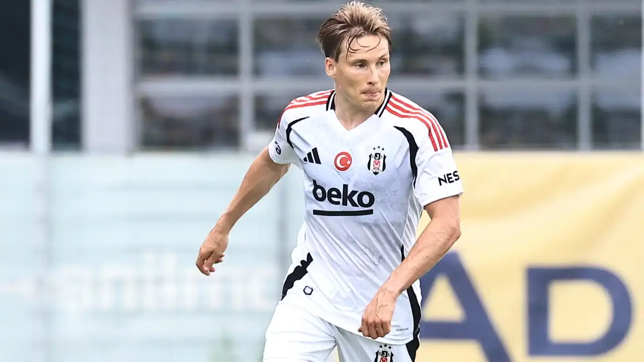 antalyaspor-jonas-svensson-transferinde-mutlu-sona-yakin-2.webp