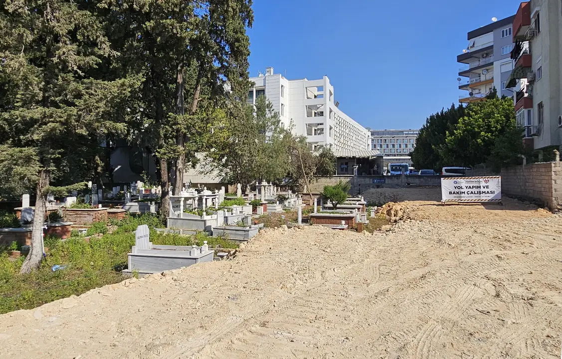 antalyada-selanik-gocmenlerinin-mezarlari-kurtuldu-yol-projesi-teget-gececek-4.webp