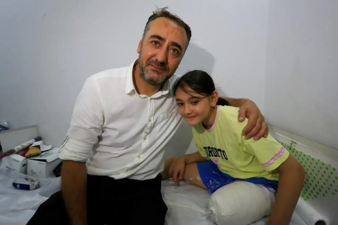 hayirseverler-seferber-oldu-ozge-artik-okuluna-ve-arkadaslarina-kavusacak.webp