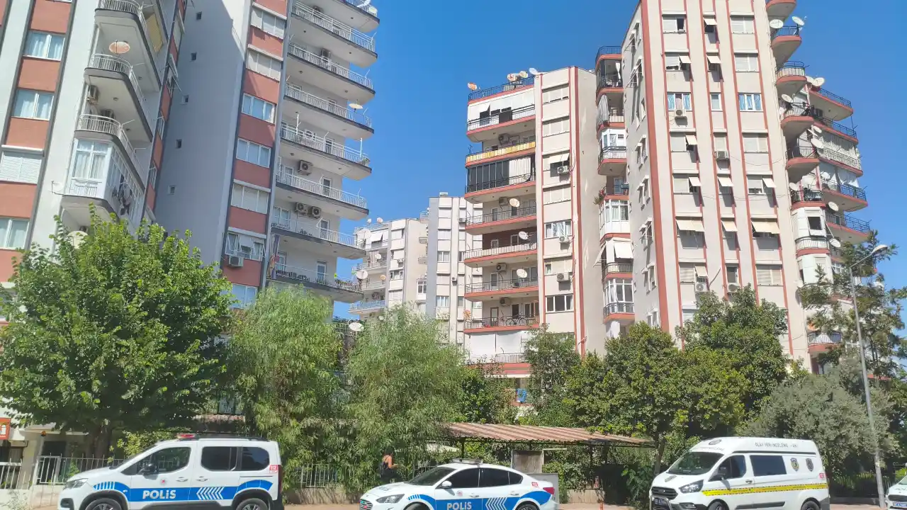 akdenizgercek-yoldan-gecerken-gordugu-cesedi-oglu-sandi-gercek-farkli-cikti-3.webp