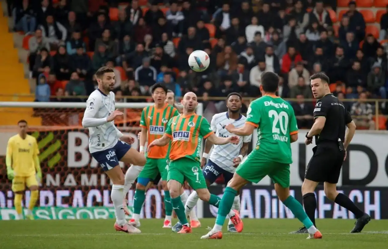 fenerbahce-alanyaspor-maci-ne-zaman-saat-kacta-hangi-kanalda-2.webp