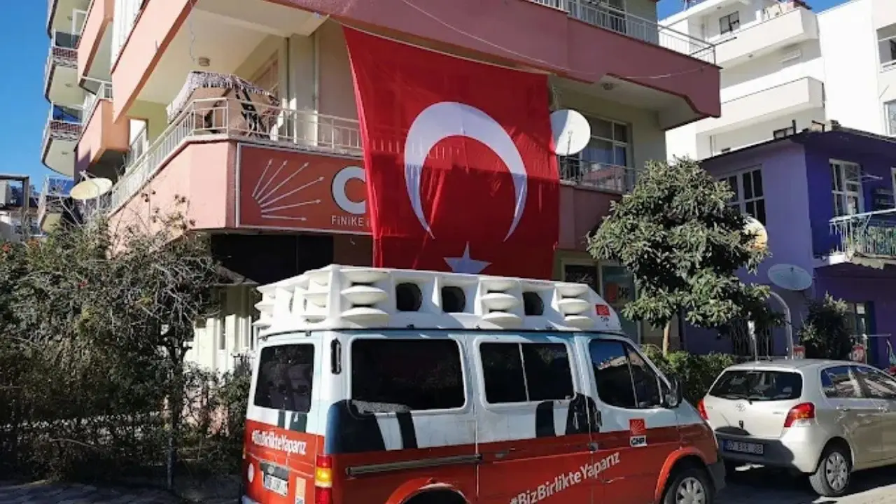 akdenizgercekchp-finikede-kongre-heyecani-basladi2.webp