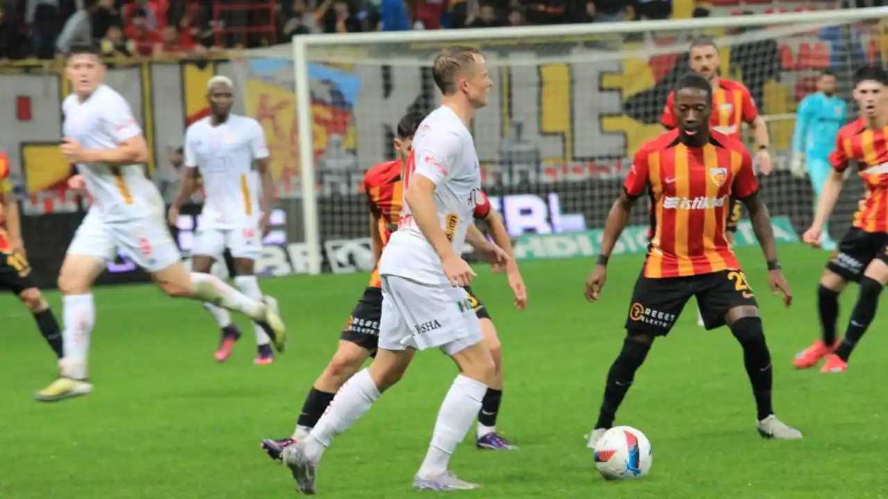 akdenizgercek-kayserispor-antalyaspor-2.webp