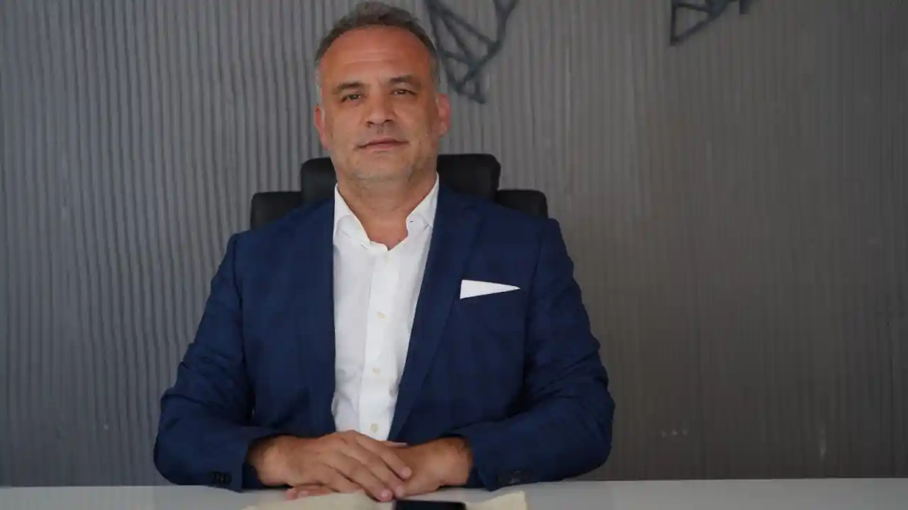 akdenizgercek-resat-guney2.webp