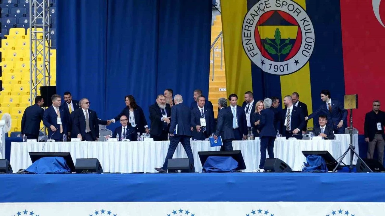 fenerbahcede-olaganustu-secimli-genel-kurul-toplantisi-basladi.webp